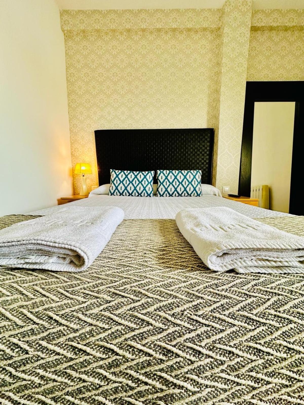 Apartamento Turistico Pizarro Mérida Ngoại thất bức ảnh