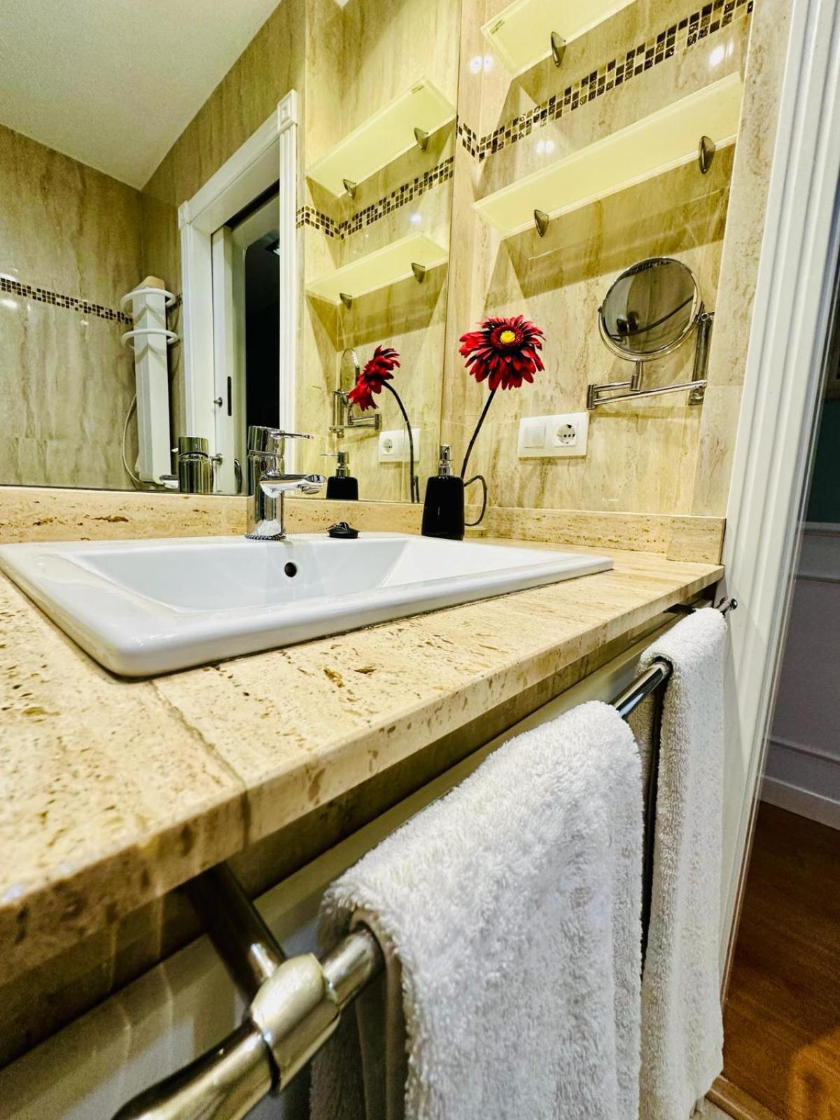 Apartamento Turistico Pizarro Mérida Ngoại thất bức ảnh